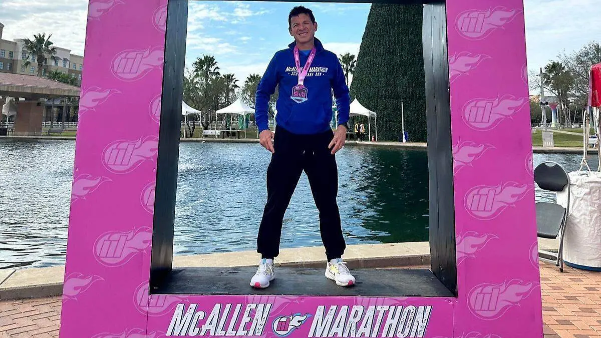 El Dr. Enrique Díaz Palomares participará en el próximo Maratón de Boston 2026. Foto Facultad de Odontología