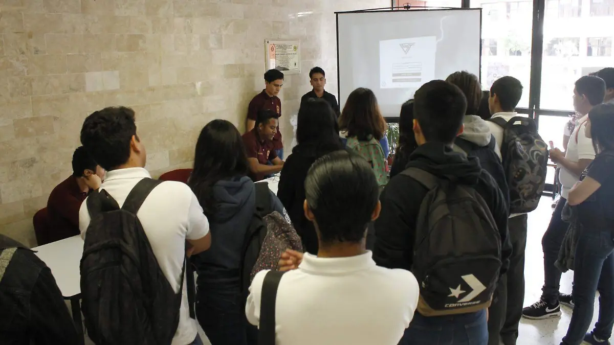 74c548fc-815d-45e8-b62f-d951aef8a944