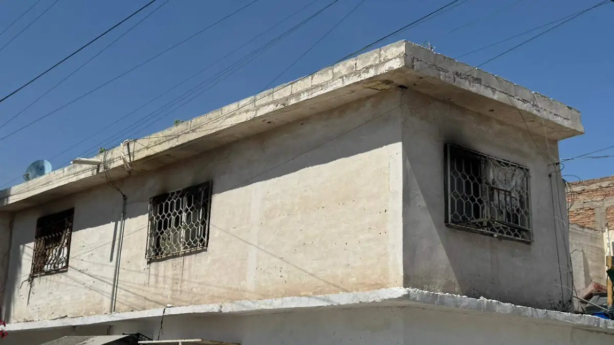Incendio en segundo piso de vivienda causa alarma entre vecinos de la Nueva Aurora