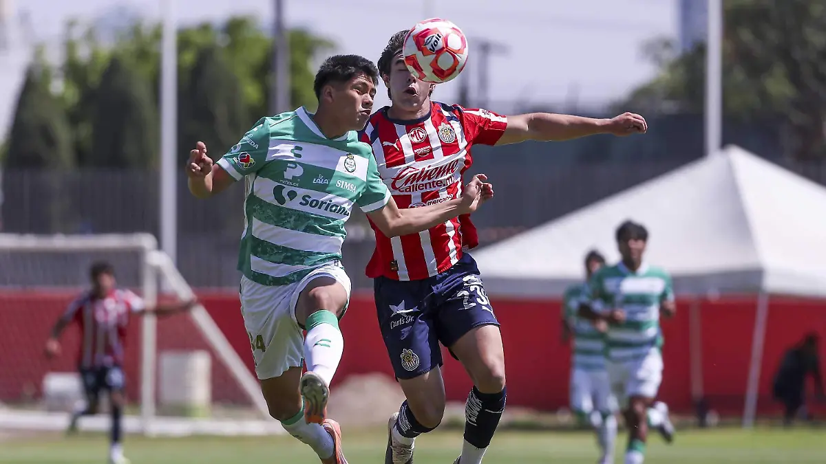 14Chivas vs Santos Laguna Sub 19 4.jpg