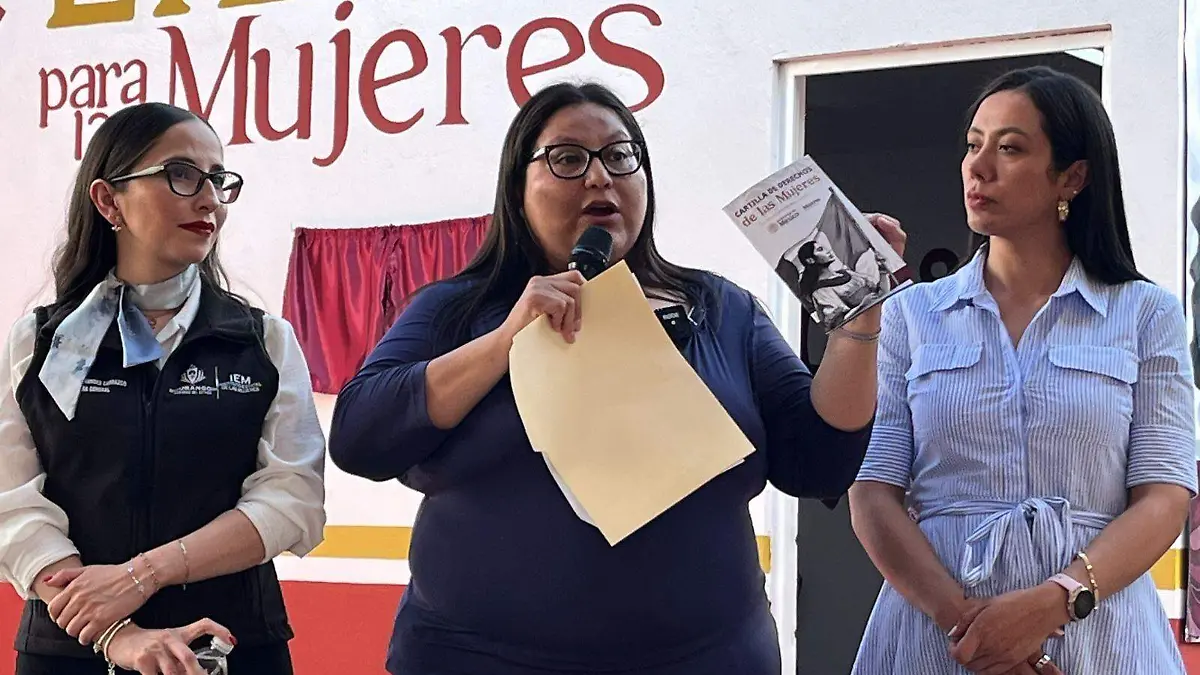 5FDF6558-A64C-4DAD-B783-15C3441C32DD