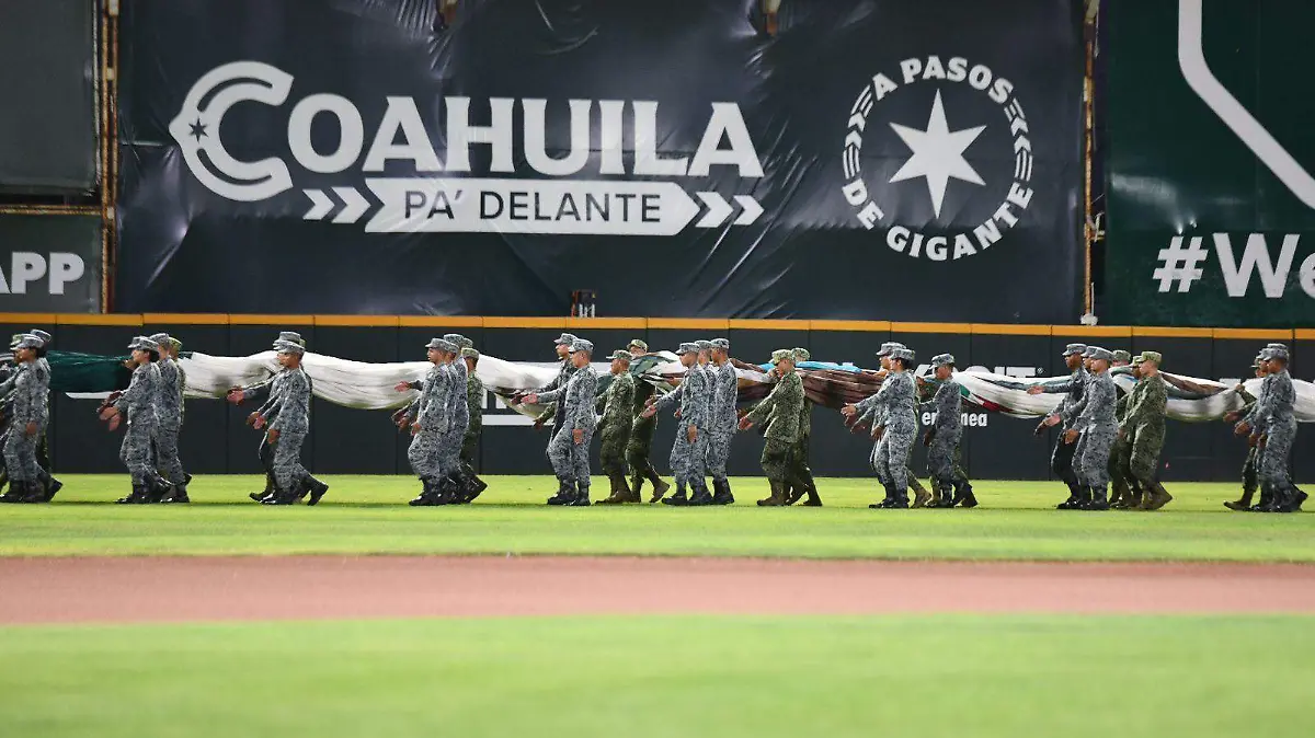 ¡Fiesta en el Revolución!