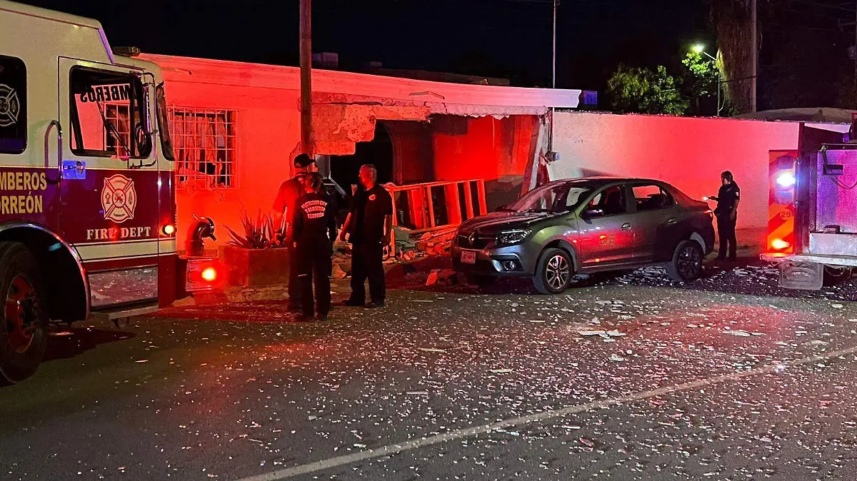 Explota vivienda tras acumulamiento de gas en Palmas San Isidro; hay lesionado grave