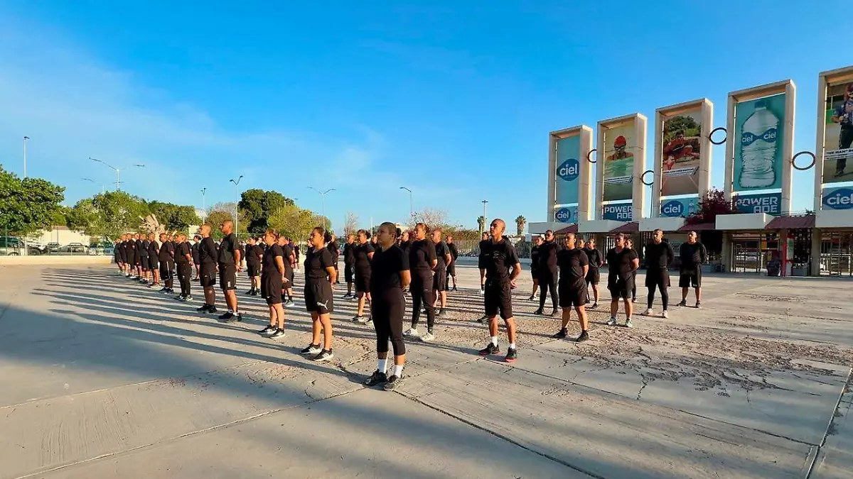 policías