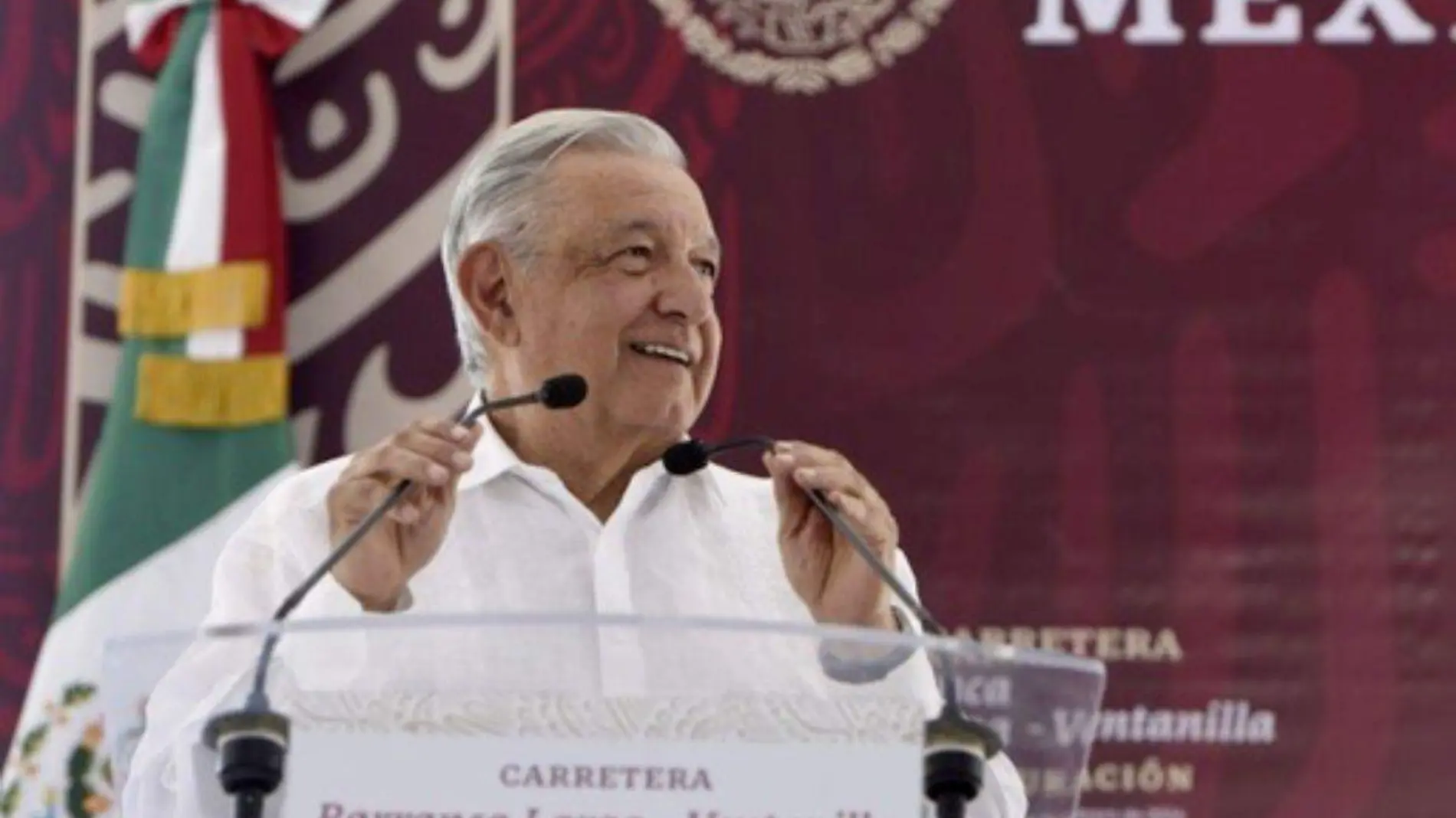 AMLO-carretera-Oaxaca-Slim