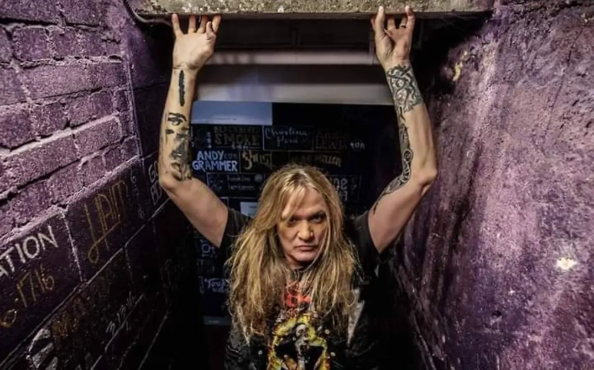 Sebastian Bach (1)