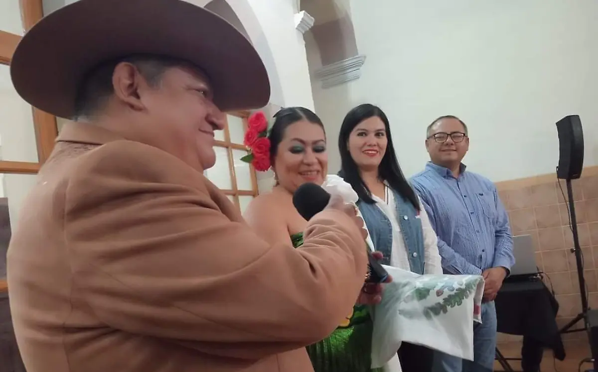 Verónica-Salazar-García