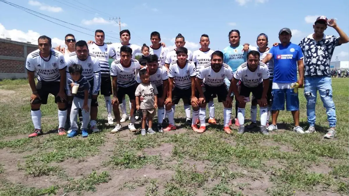 Equipo-de-futbol