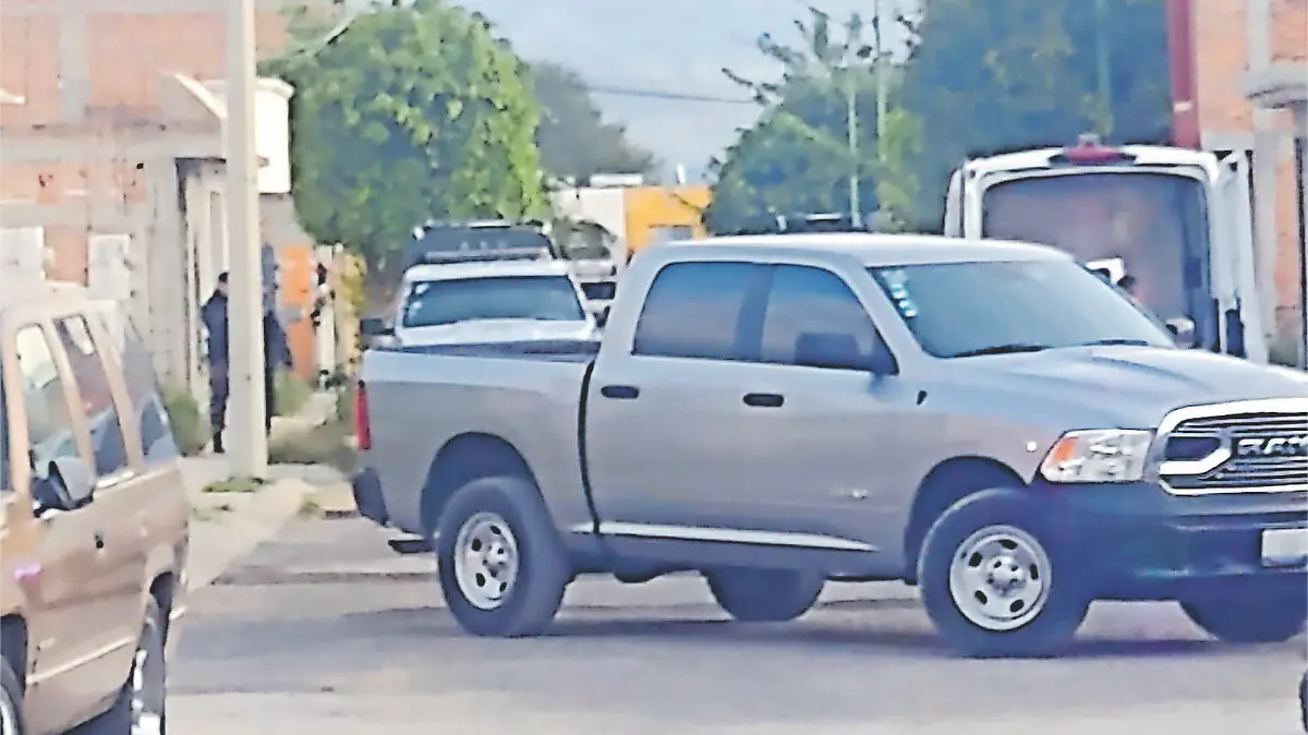 muerto-en-campo-azul