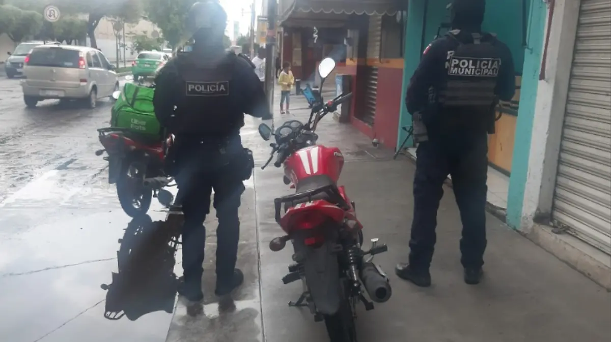 Detienen-a-jovenes-por-robar-moto