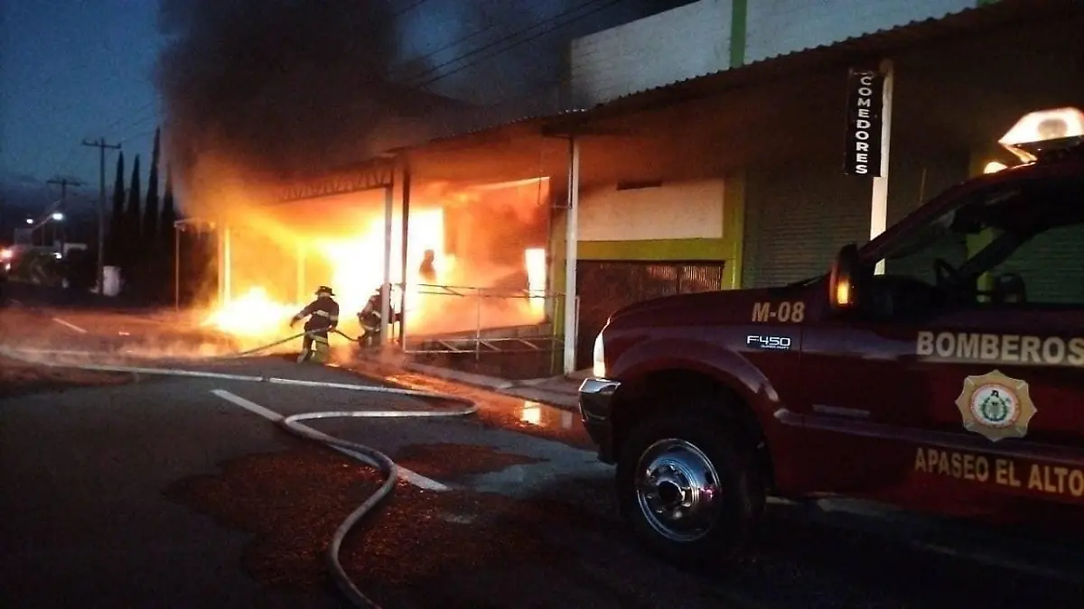 incendio-bodega-apaseo