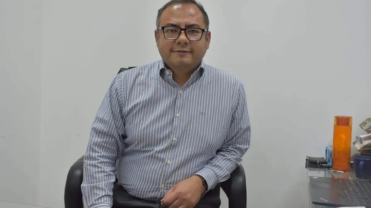 Síndico-Carlos-Ruiz-León