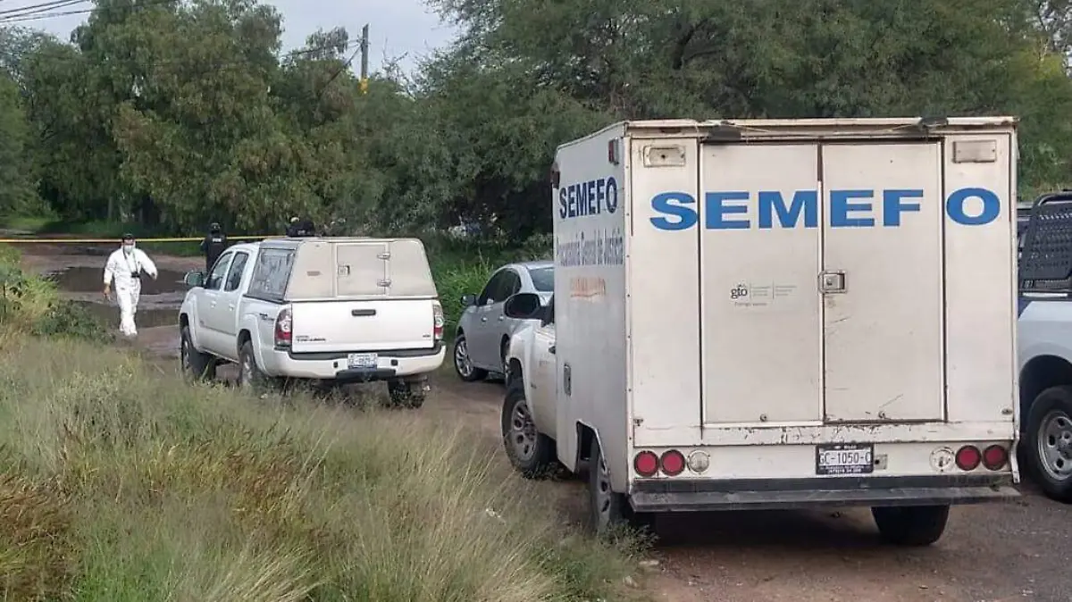 En zona cerril, cerca