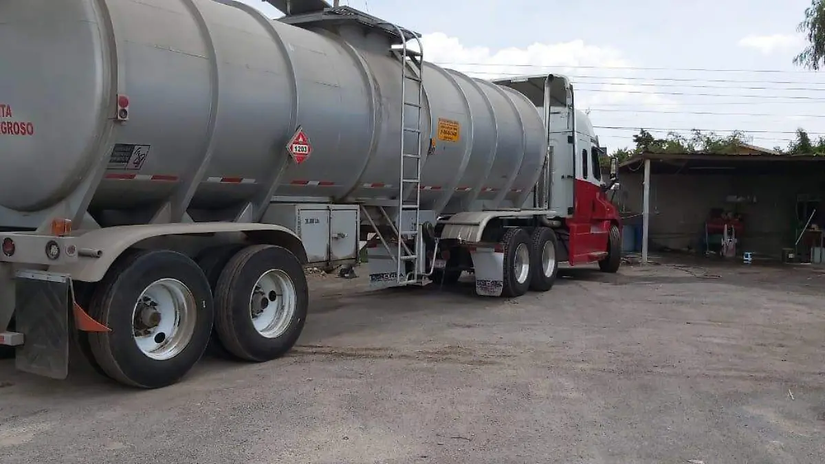 ambos trailer fueropn asegurados