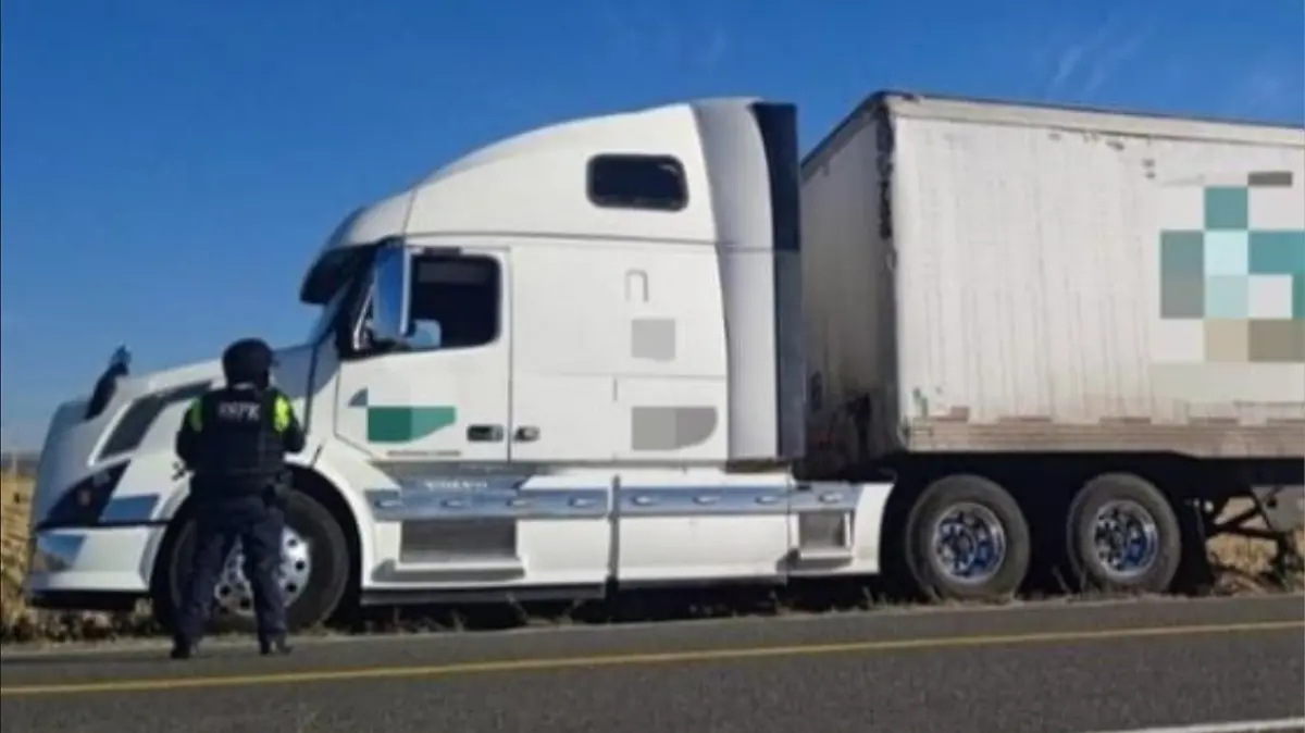 recuperan-caja-de-trailer-juventino