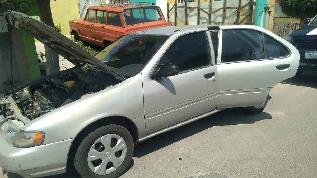 el vehiculo con daños fue recuperado