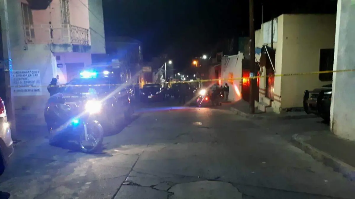 el area fue acordonada por policias ok