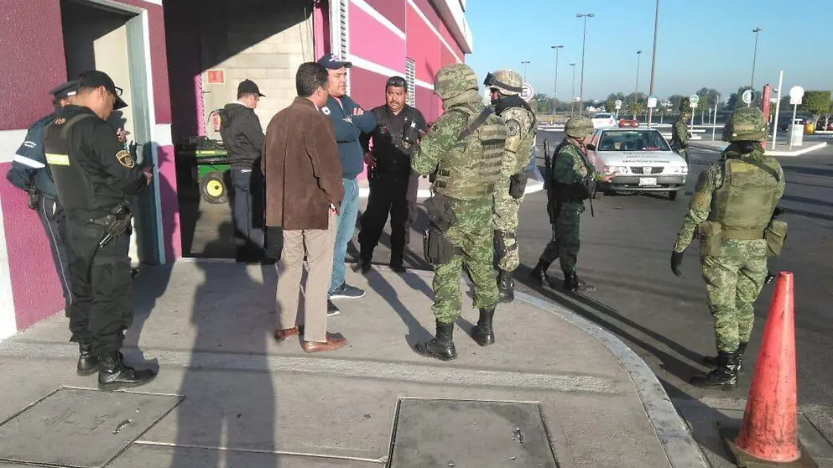 Policai Militar acudio a tomar el reporte