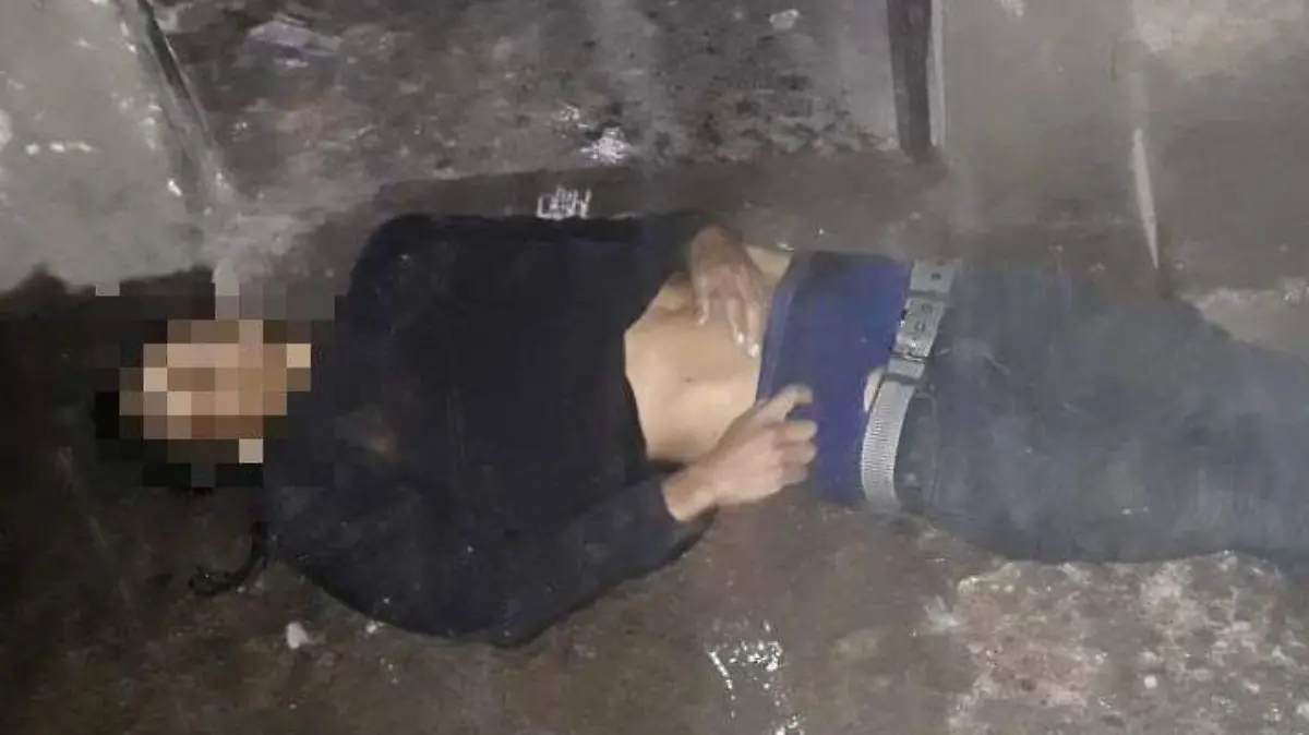 el hombre quedo tirado a la entrada de su domicilio ok