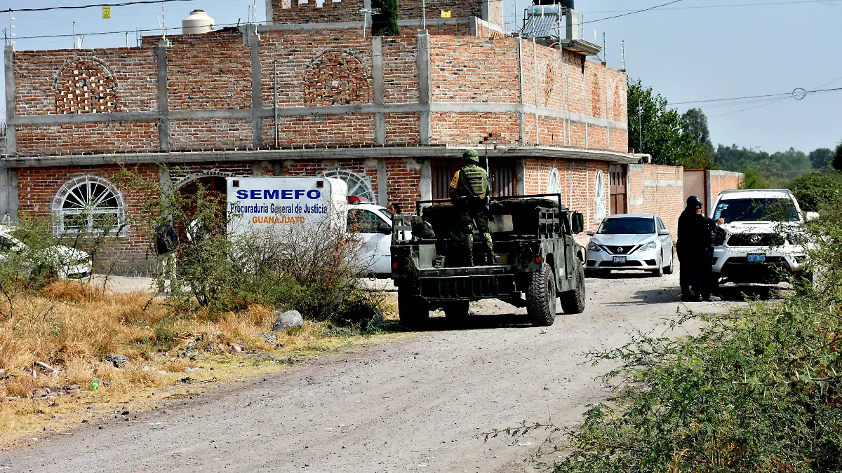 policias militares y agentes llegaron al sitio ok