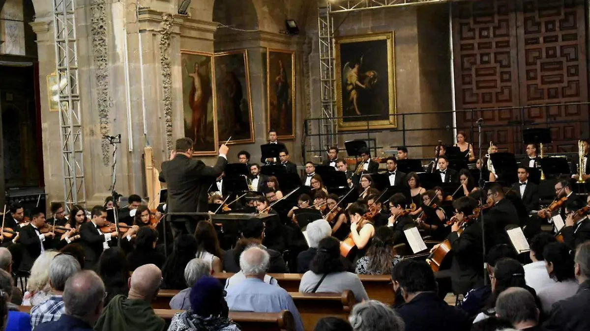 orquesta en cervantino (2)-2