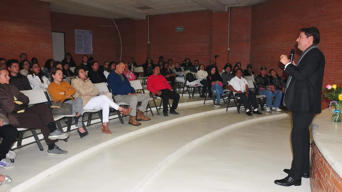 sala dos de la uni latina (2)