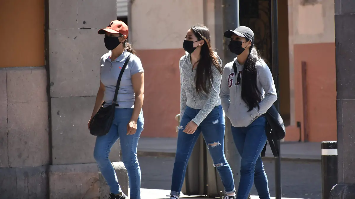 Mujeres (2)