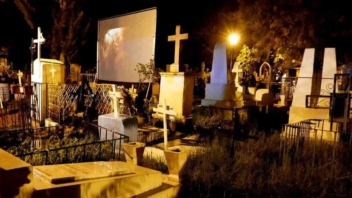 nota 05 foto 2 PANTEON ok