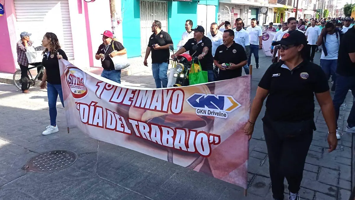 desfile-trabajo-villagran-1