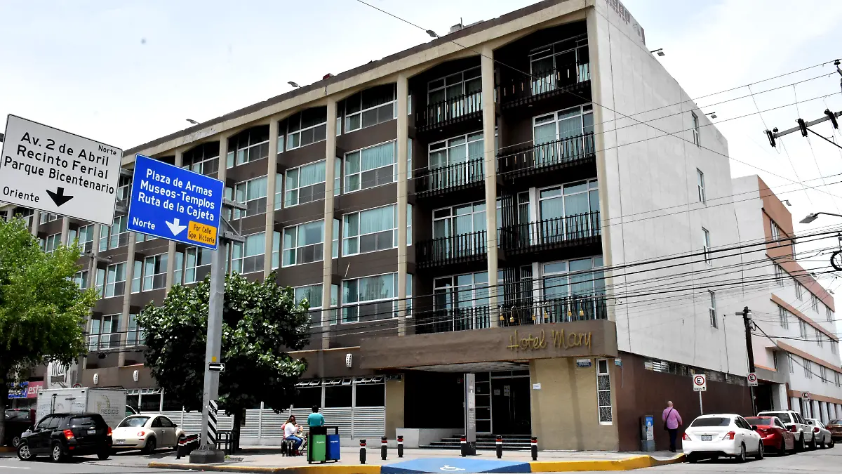 Hoteles y Restaurantes (3)