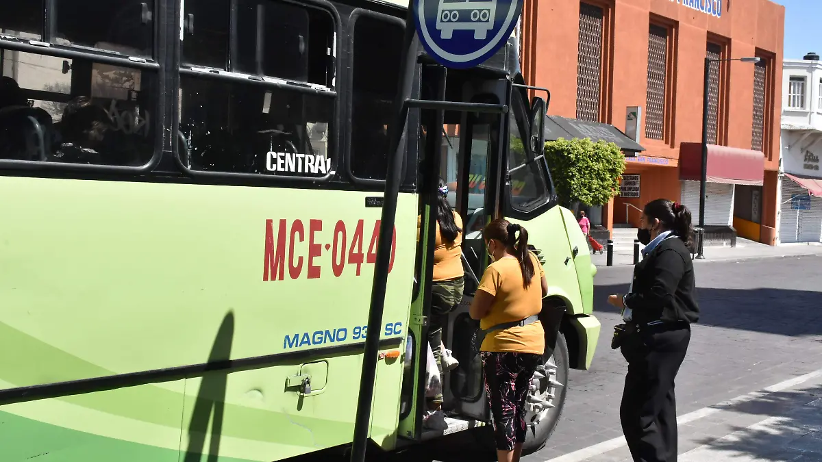 aumentara transporte en entrada a clases (2)