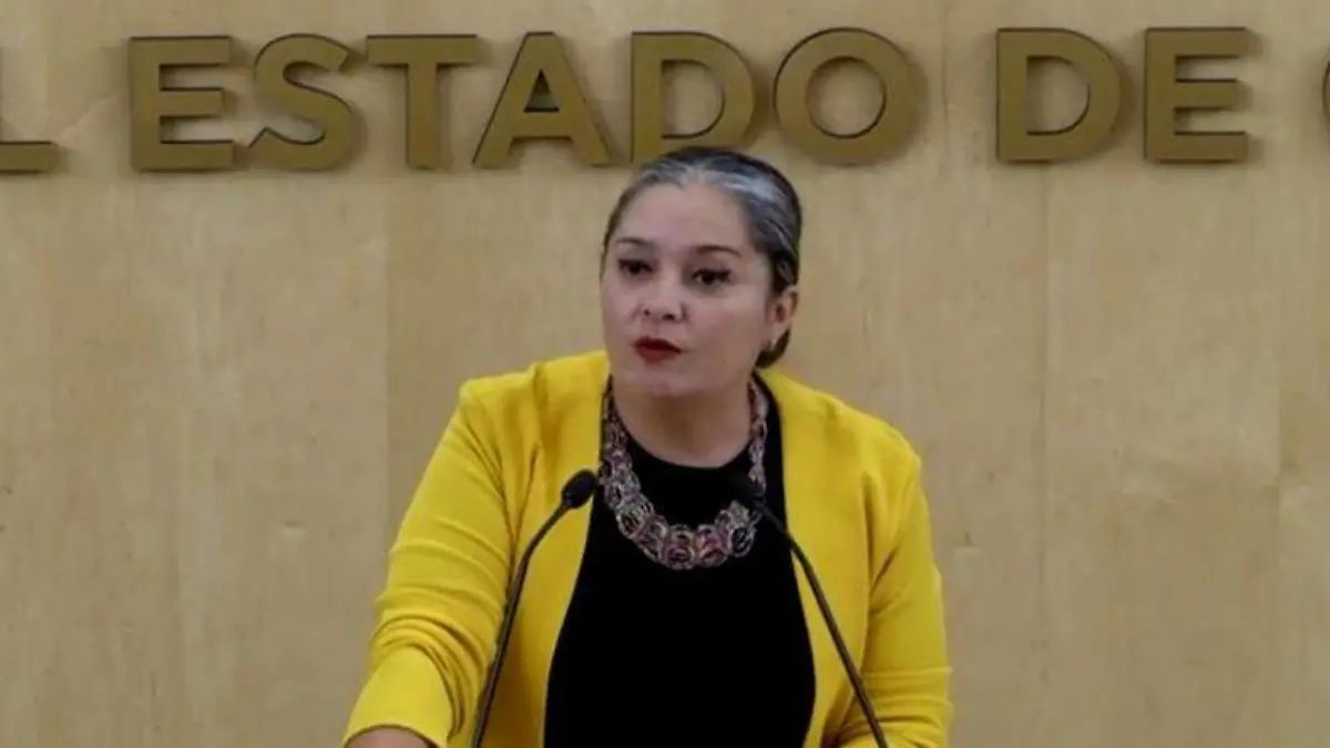 CLAUDIA ok