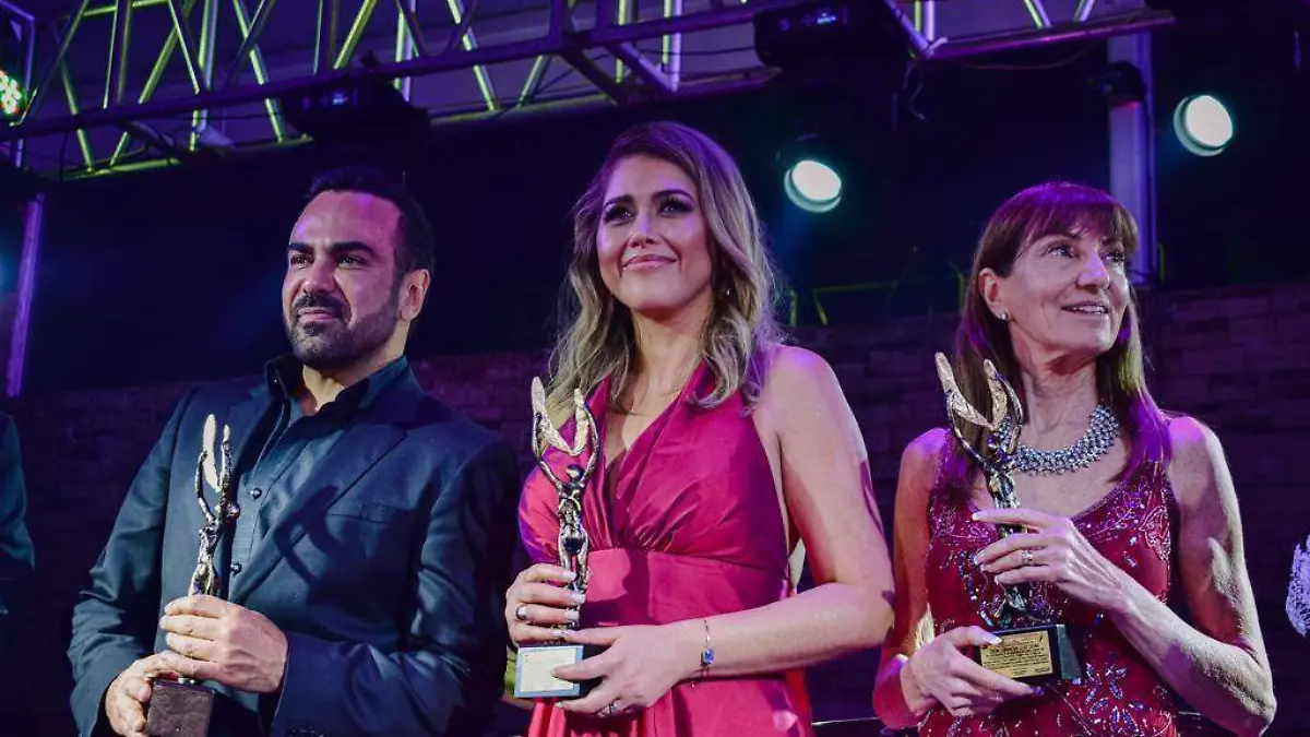 aa2835de-28be-42e6-b3c2-9c82717f747c