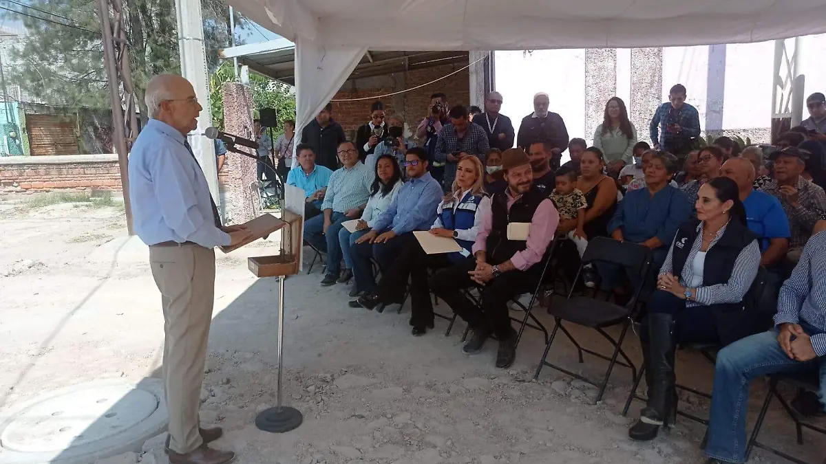 El-alcalde-Javier-Mendoza