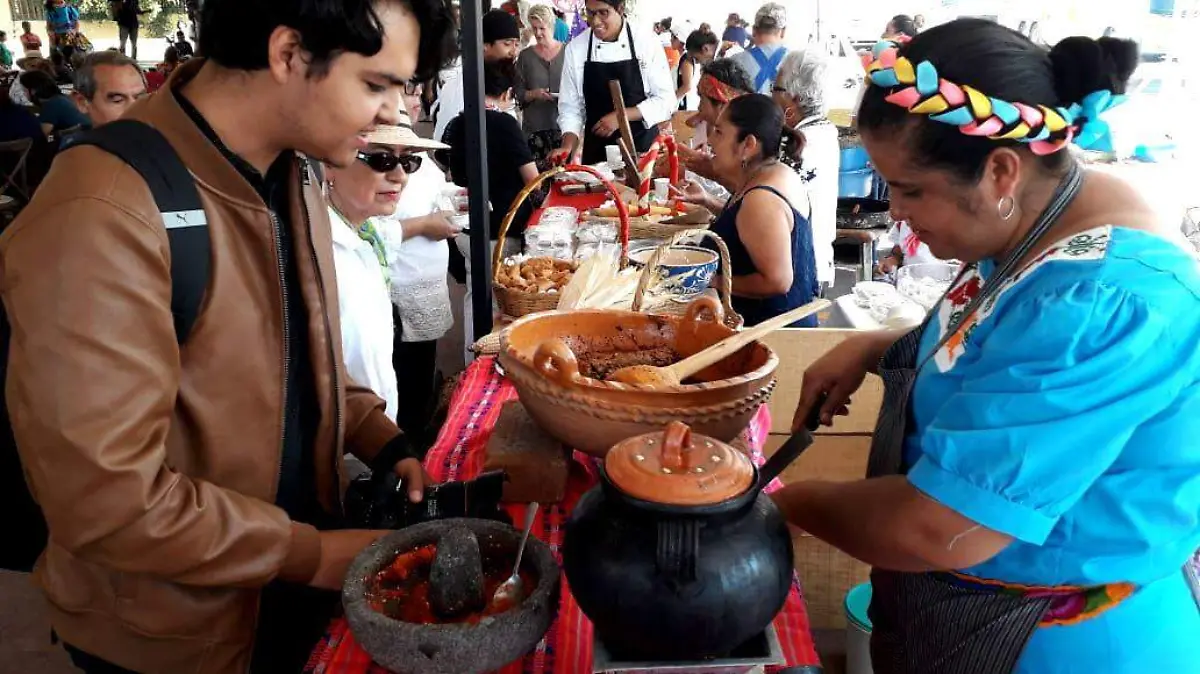 Feria de Cocineras Tradicionales