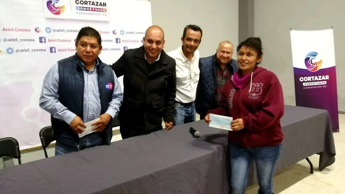 Entrega de apoyos