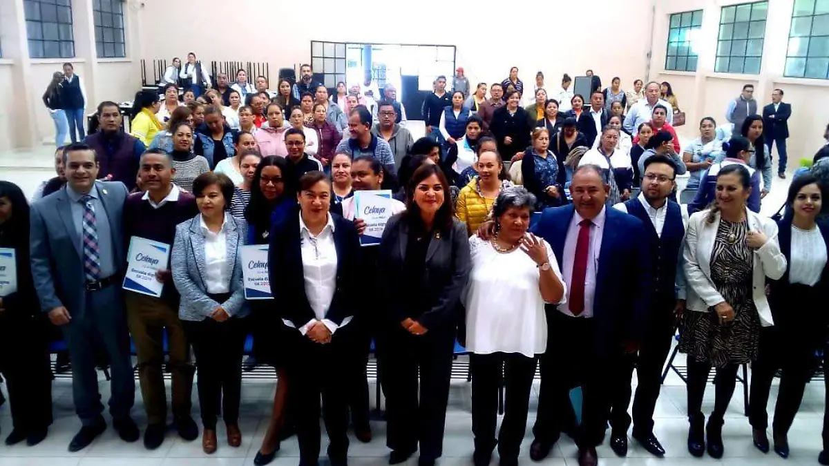 escuela digna
