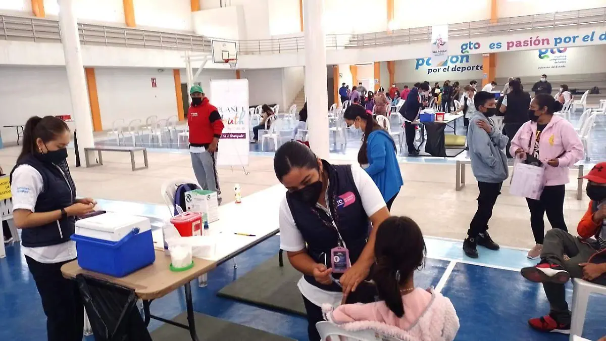 vacunacion-villagran-1