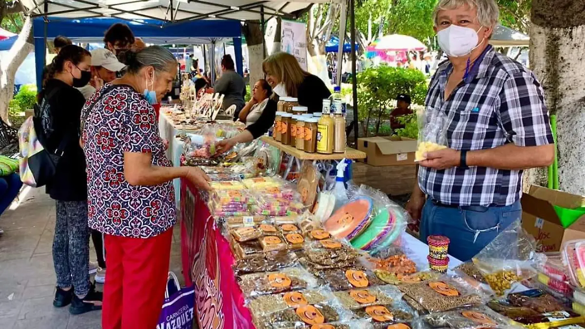 Unos 90 artesanos y ok