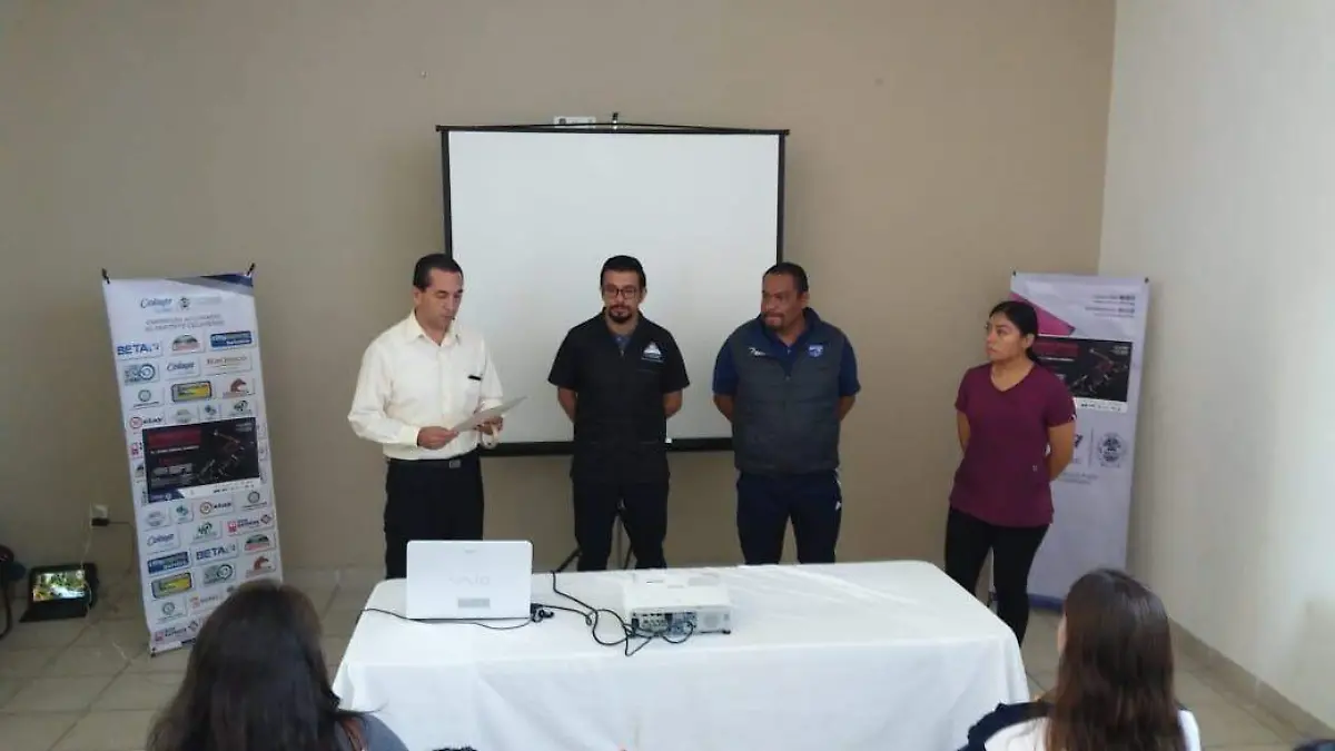 Se realizó...
