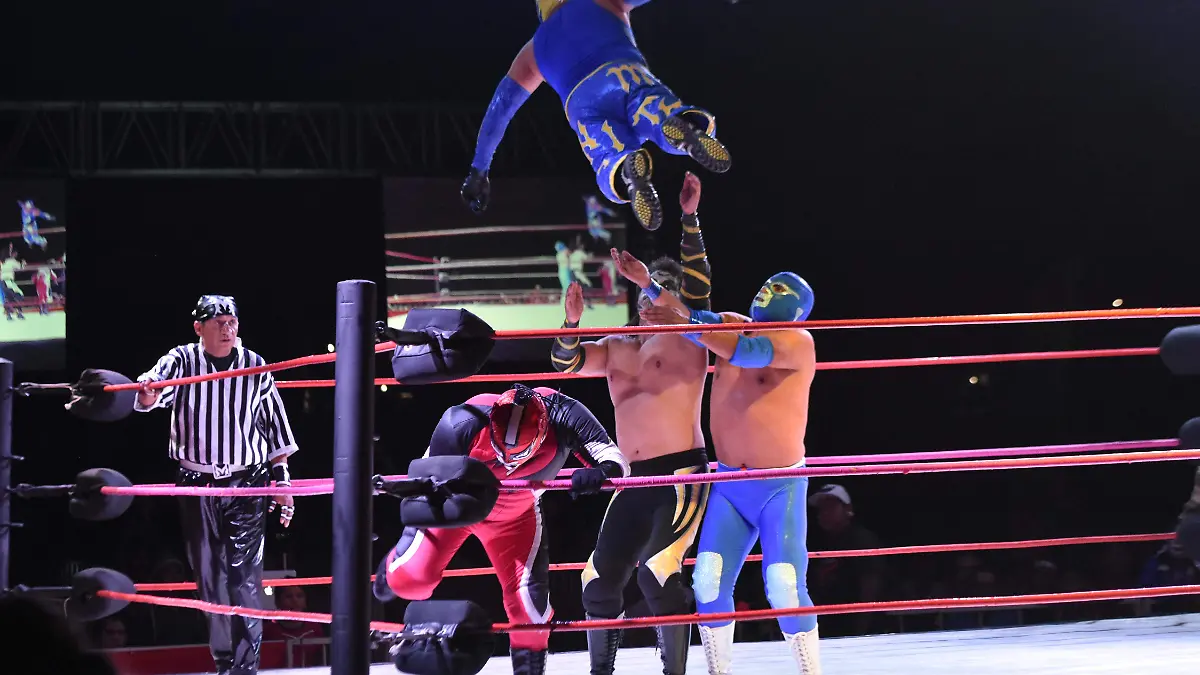 Espectaculares.. (2)