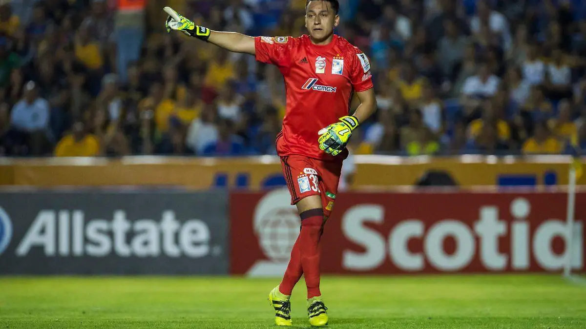 Aarón