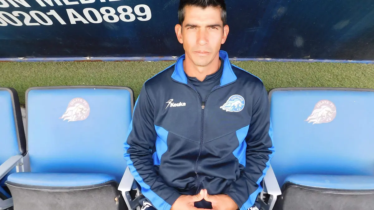 José Islas