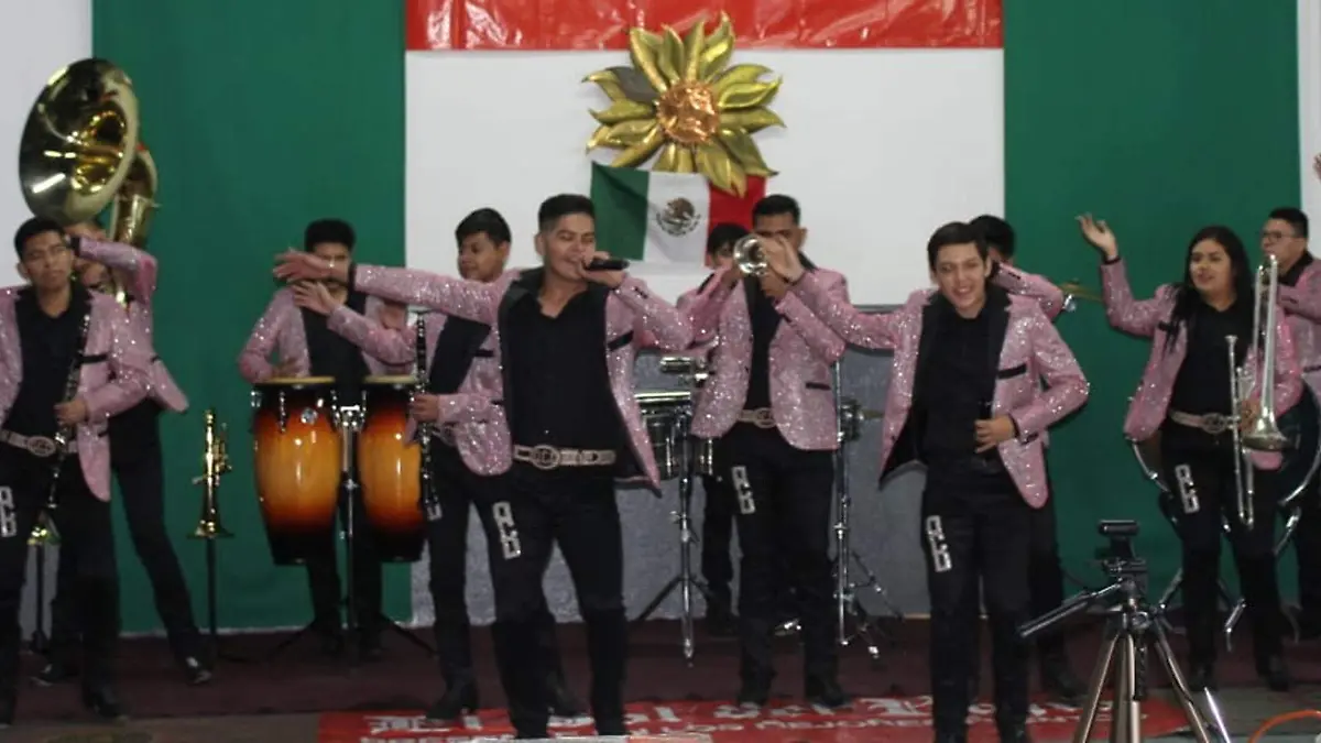 Felices-lucieron-los