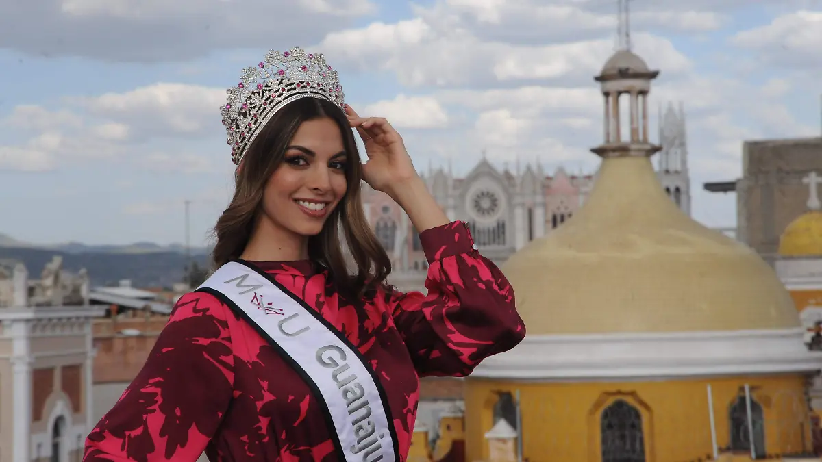 ALEXIA-CRUZ (4)