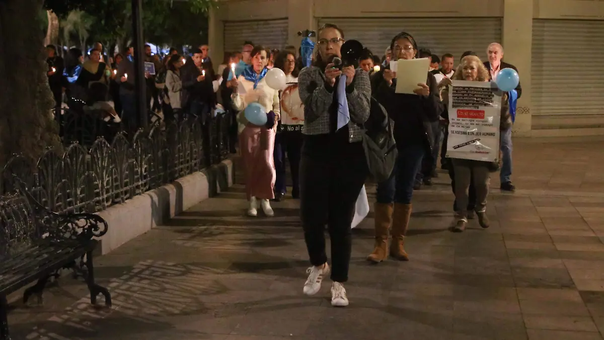 Marcharon-alrededor-del 