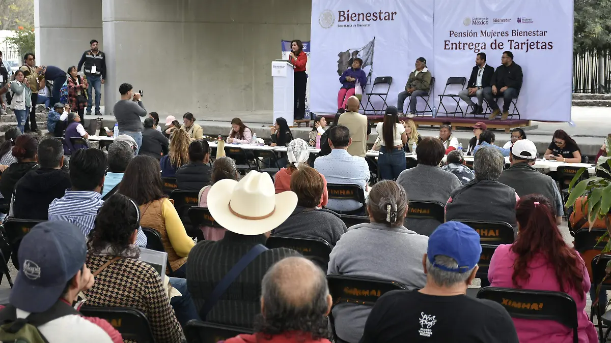 entrega de tarjetas bienest