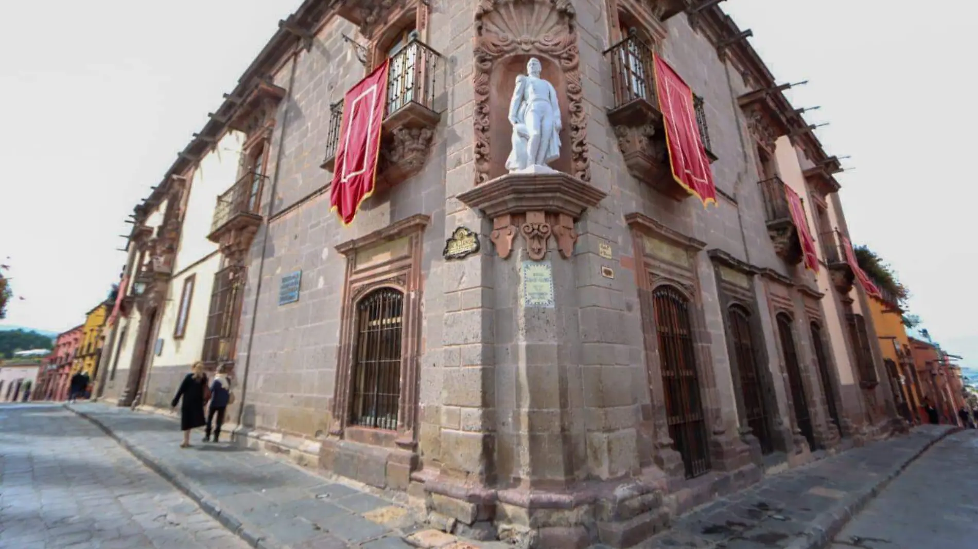 museoallende1