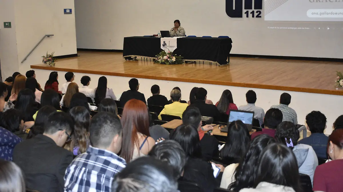 conferenciaa (3)