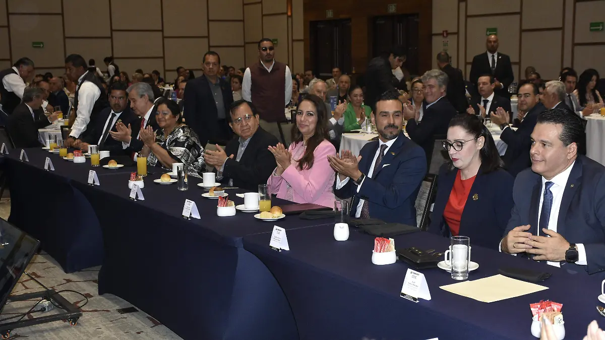 toma de protesta (2)